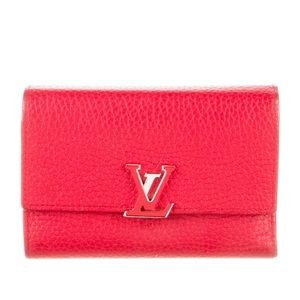 SOLD— Louis Vuitton trifold wallet